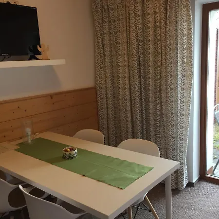 Na Vyhlidce 3*
