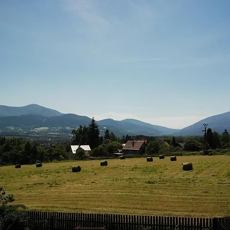 Na Vyhlidce 3*